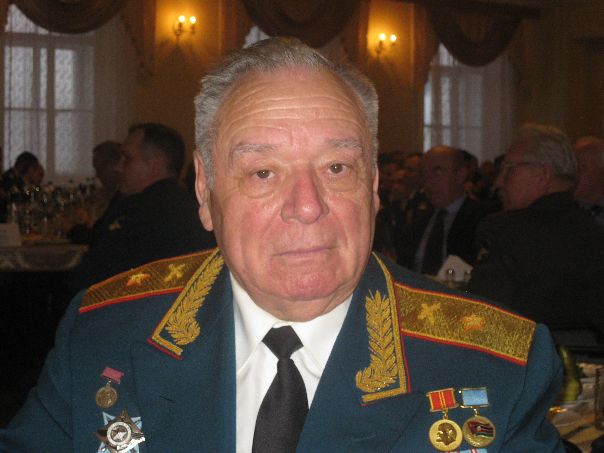 Генерал - майор мешков Анатолий Семёнович