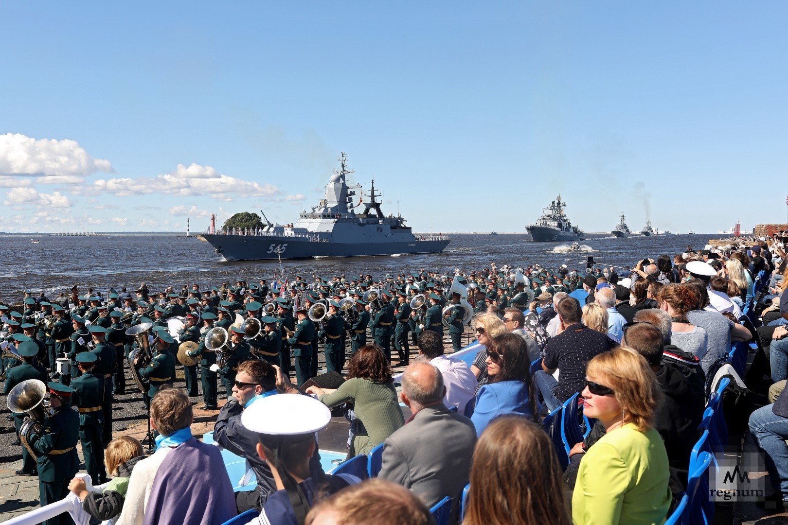 Парад вмф в санкт петербурге