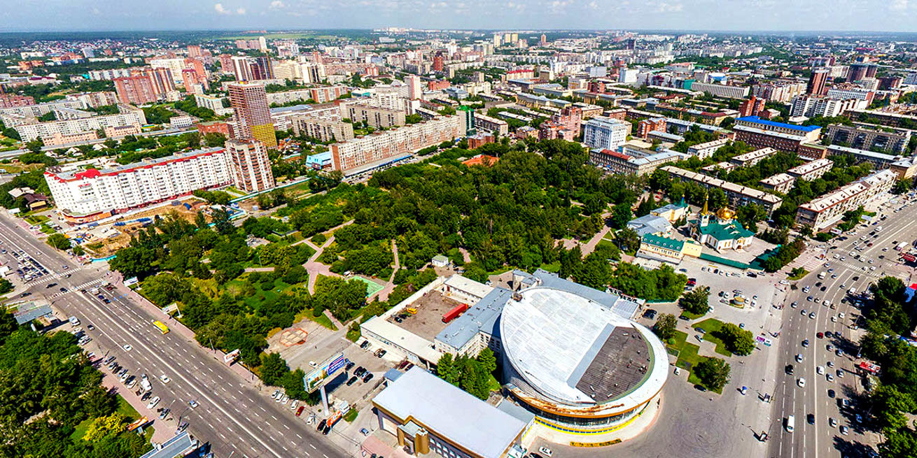 Сделать в новосибирске. Нарымский парк Новосибирск. Нарымский сквер города Новосибирска. Нарымский сквер Новосибирск вид сверху. Нарымский сквер цирк.